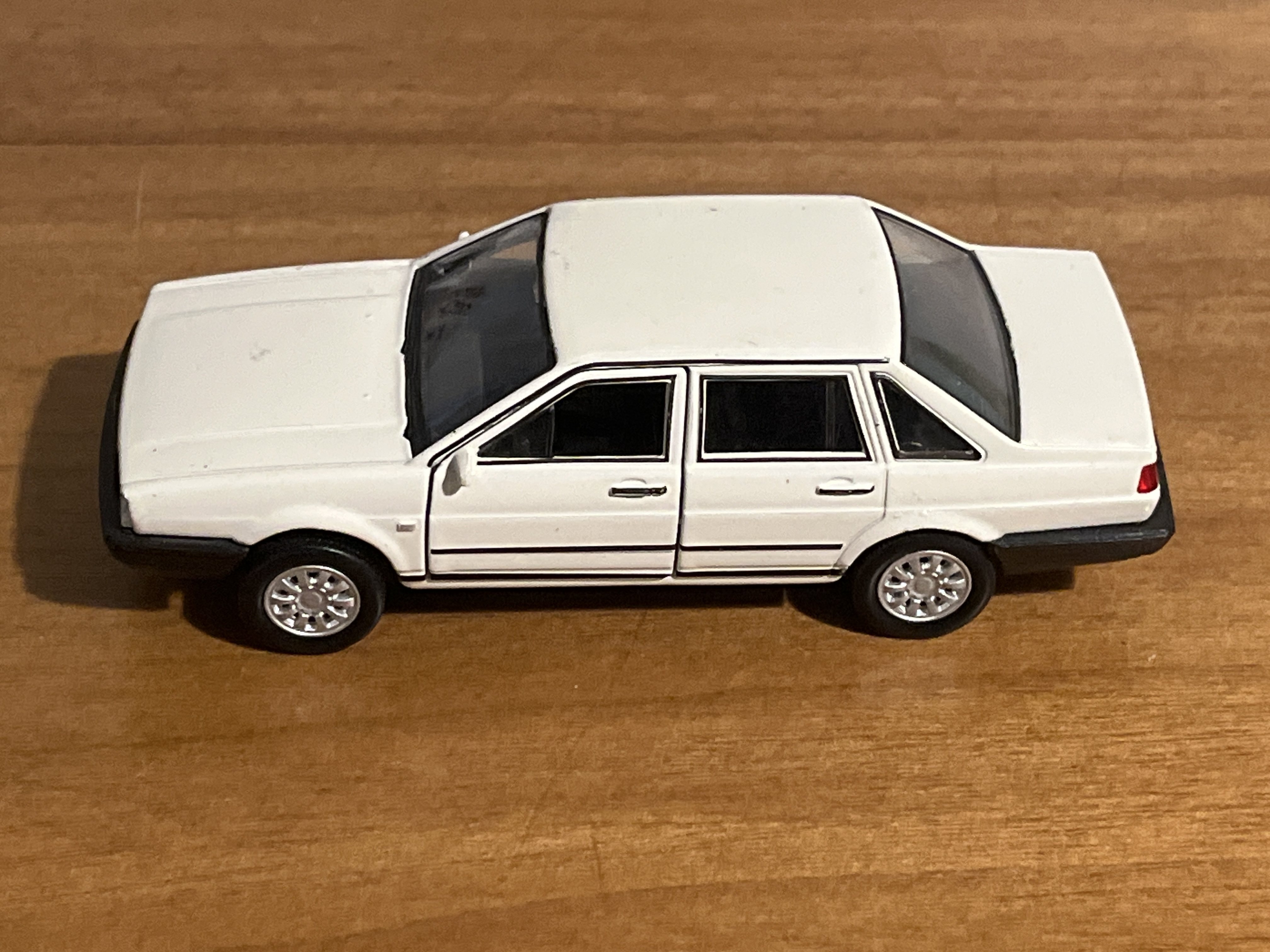 VW Santana